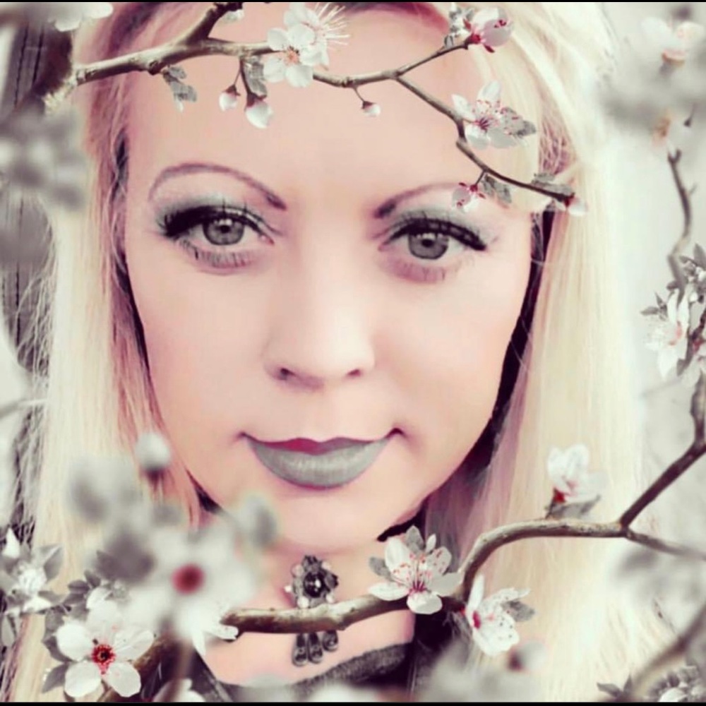 Meet your Posher, Stefanie